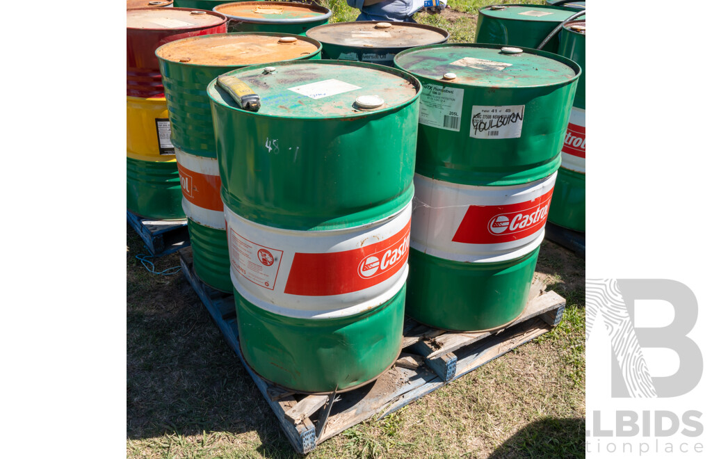 Pallet Containing Drums Assorted Engine Oil 15W40, 10W40, ATF DEXIII & Massey Ferguson Universal Oil 20W40