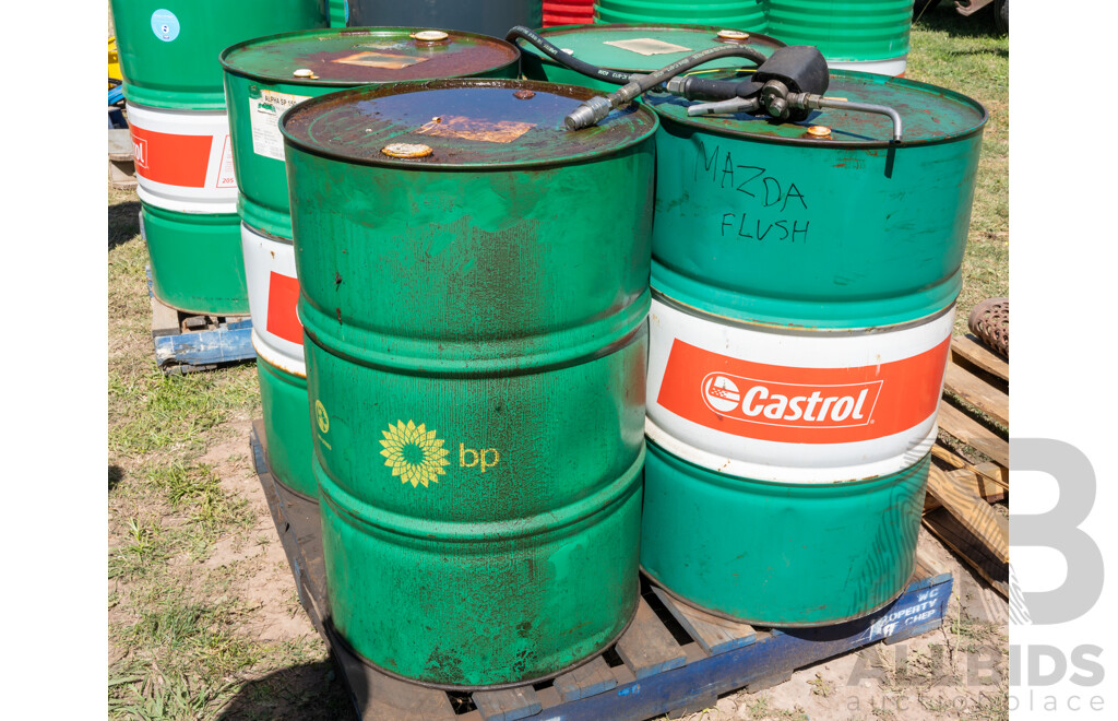 Pallet Containing Drums Assorted Industrial Gear Oil, Vanellus Multi- Fleet Eco, Mazda Flush