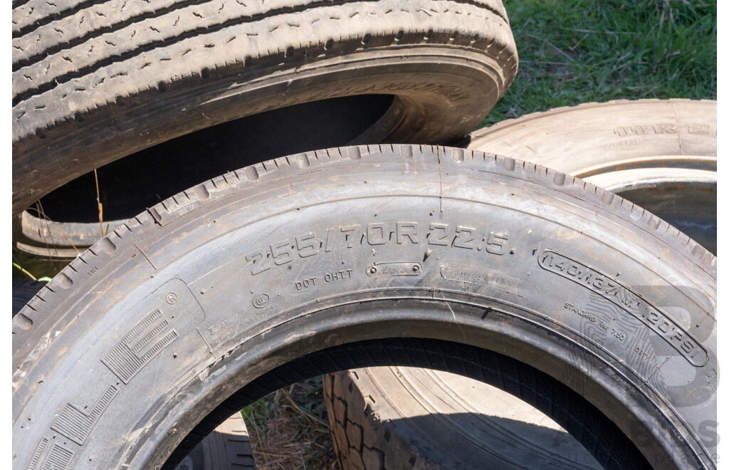 Job Lot Quantity of 5 Truck Tyres (2 with Rims)