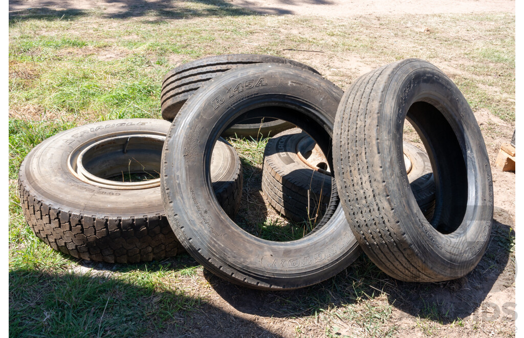 Job Lot Quantity of 5 Truck Tyres (2 with Rims)