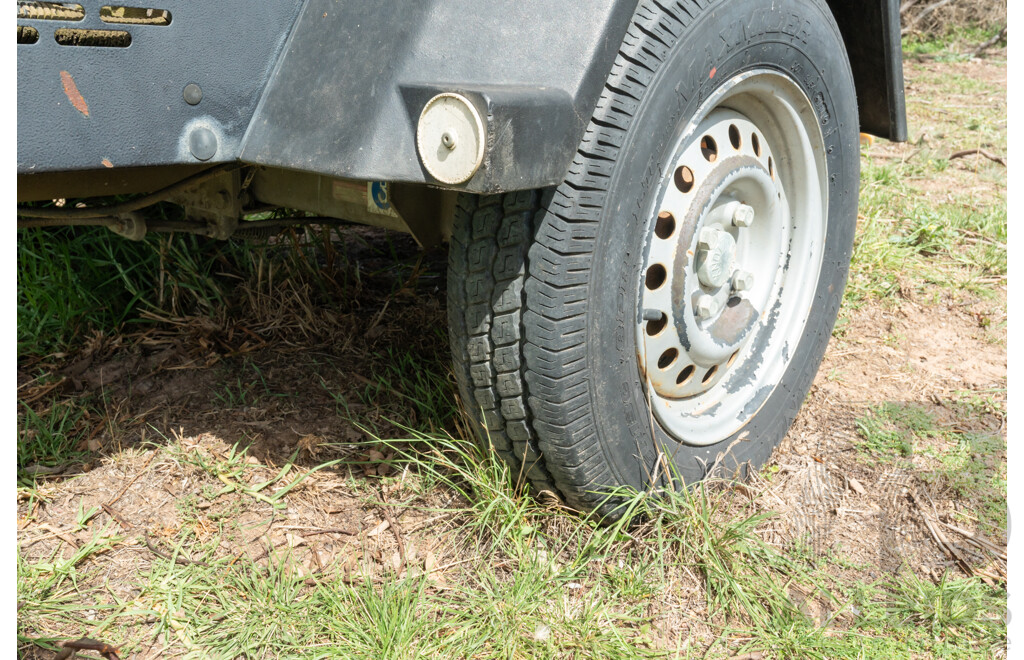 2002 Ingersoll Rand, Trailer Mounted Air Compressor