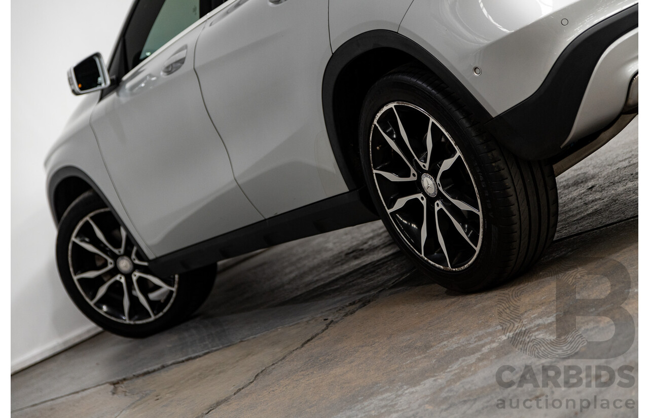 10/2016 Mercedes Benz GLA220d 4matic (AWD) X156 4d Wagon Polar Silver Metallic Turbo Diesel 2.1L