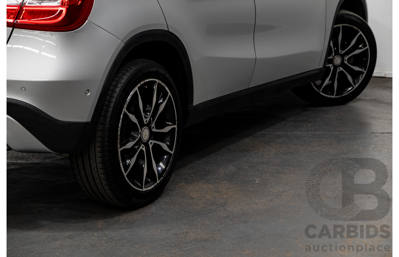 10/2016 Mercedes Benz GLA220d 4matic (AWD) X156 4d Wagon Polar Silver Metallic Turbo Diesel 2.1L