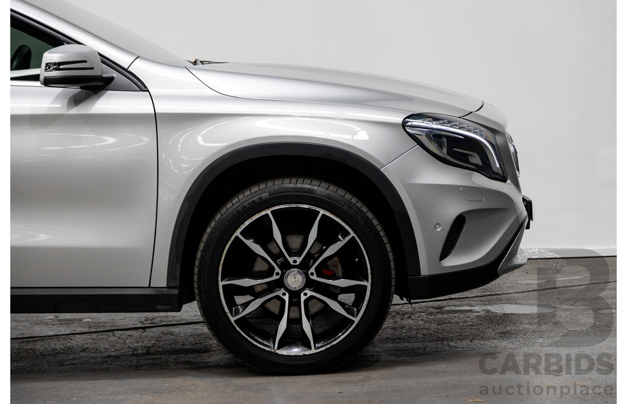 10/2016 Mercedes Benz GLA220d 4matic (AWD) X156 4d Wagon Polar Silver Metallic Turbo Diesel 2.1L