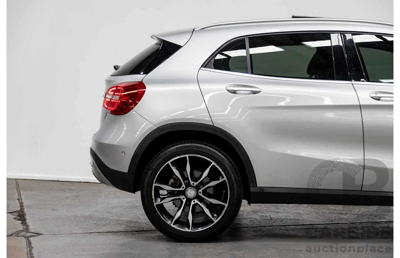 10/2016 Mercedes Benz GLA220d 4matic (AWD) X156 4d Wagon Polar Silver Metallic Turbo Diesel 2.1L