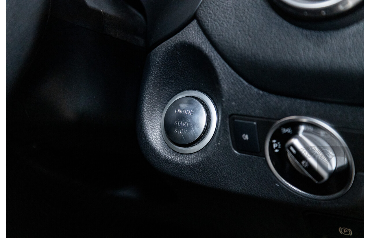 10/2016 Mercedes Benz GLA220d 4matic (AWD) X156 4d Wagon Polar Silver Metallic Turbo Diesel 2.1L