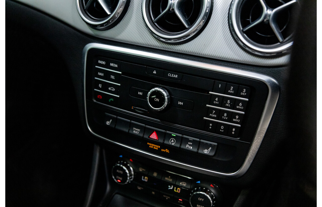 10/2016 Mercedes Benz GLA220d 4matic (AWD) X156 4d Wagon Polar Silver Metallic Turbo Diesel 2.1L