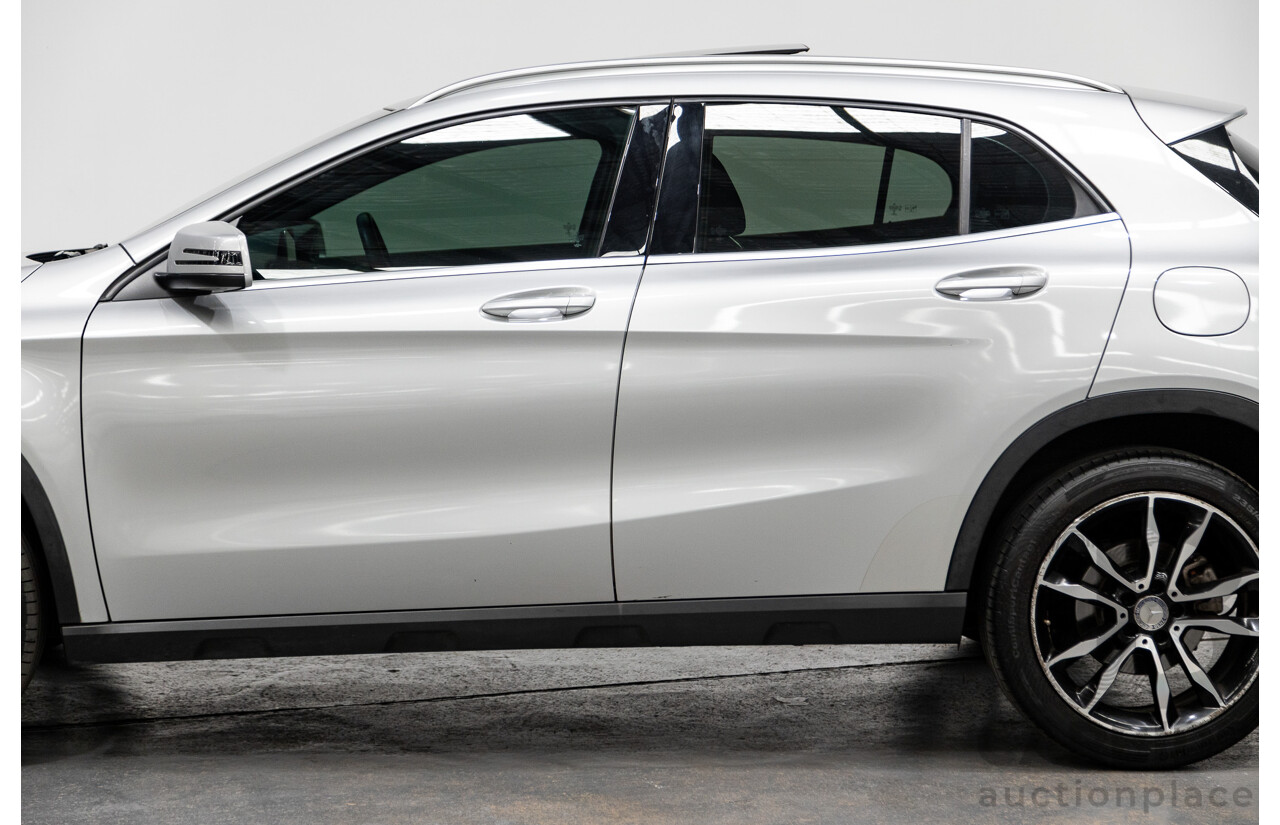 10/2016 Mercedes Benz GLA220d 4matic (AWD) X156 4d Wagon Polar Silver Metallic Turbo Diesel 2.1L