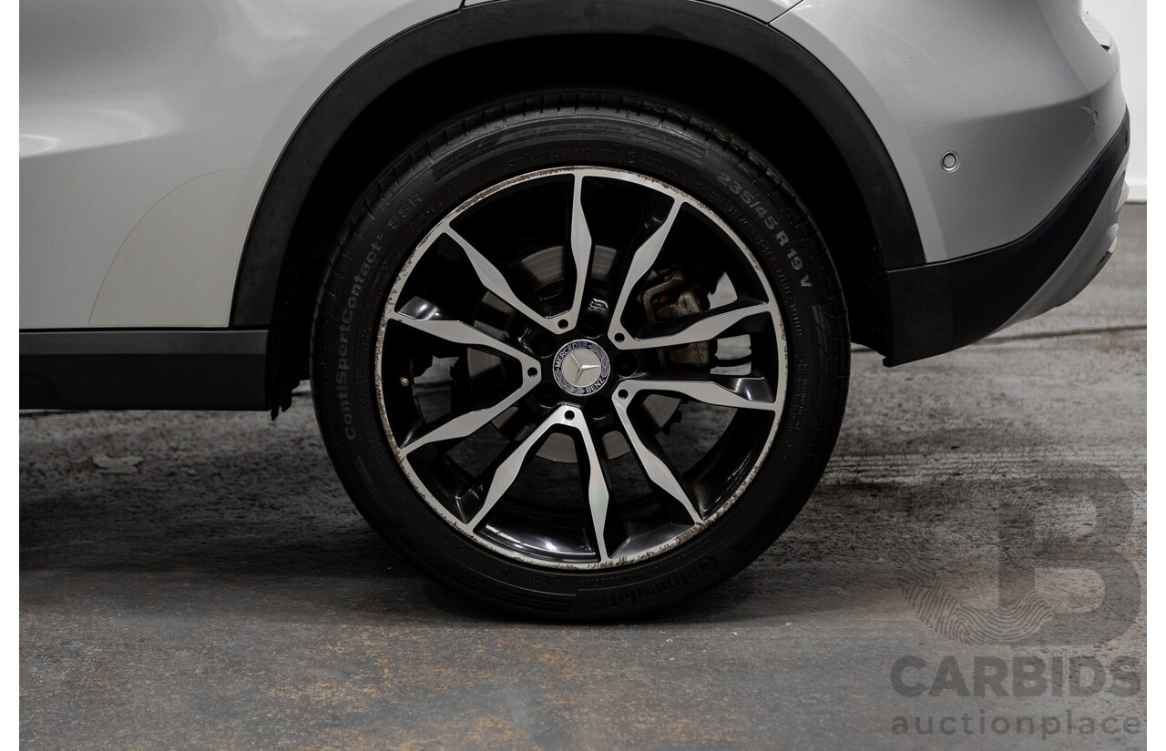 10/2016 Mercedes Benz GLA220d 4matic (AWD) X156 4d Wagon Polar Silver Metallic Turbo Diesel 2.1L