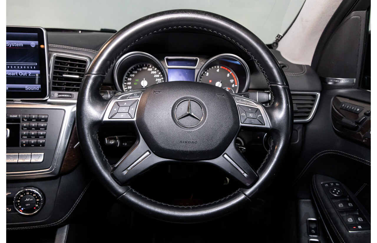3/2013 Mercedes-Benz GL 350 Bluetec X166 4d Wagon Black Obsidian Metallic Turbo Diesel 3.0L