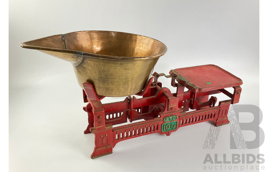 Antique RTD Cast Iron Ten Kilo Grain Scales