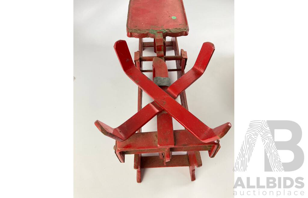 Antique RTD Cast Iron Ten Kilo Grain Scales