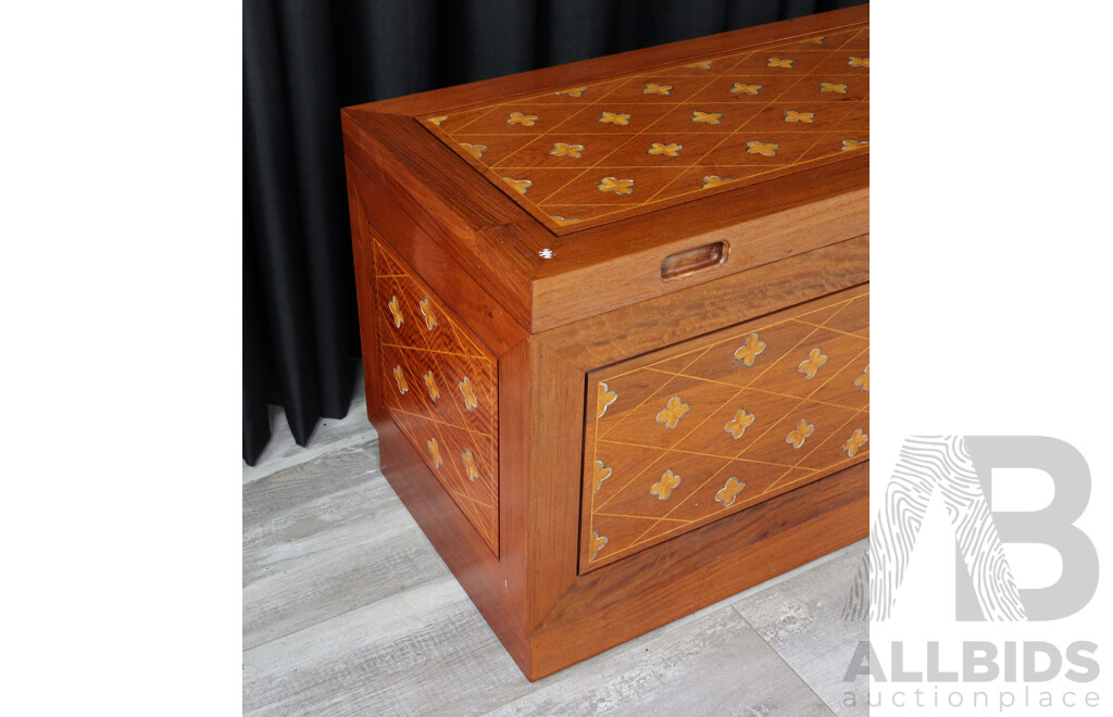 Good Rosewood Lift Top Trunk with Mother of Pearl Inlay