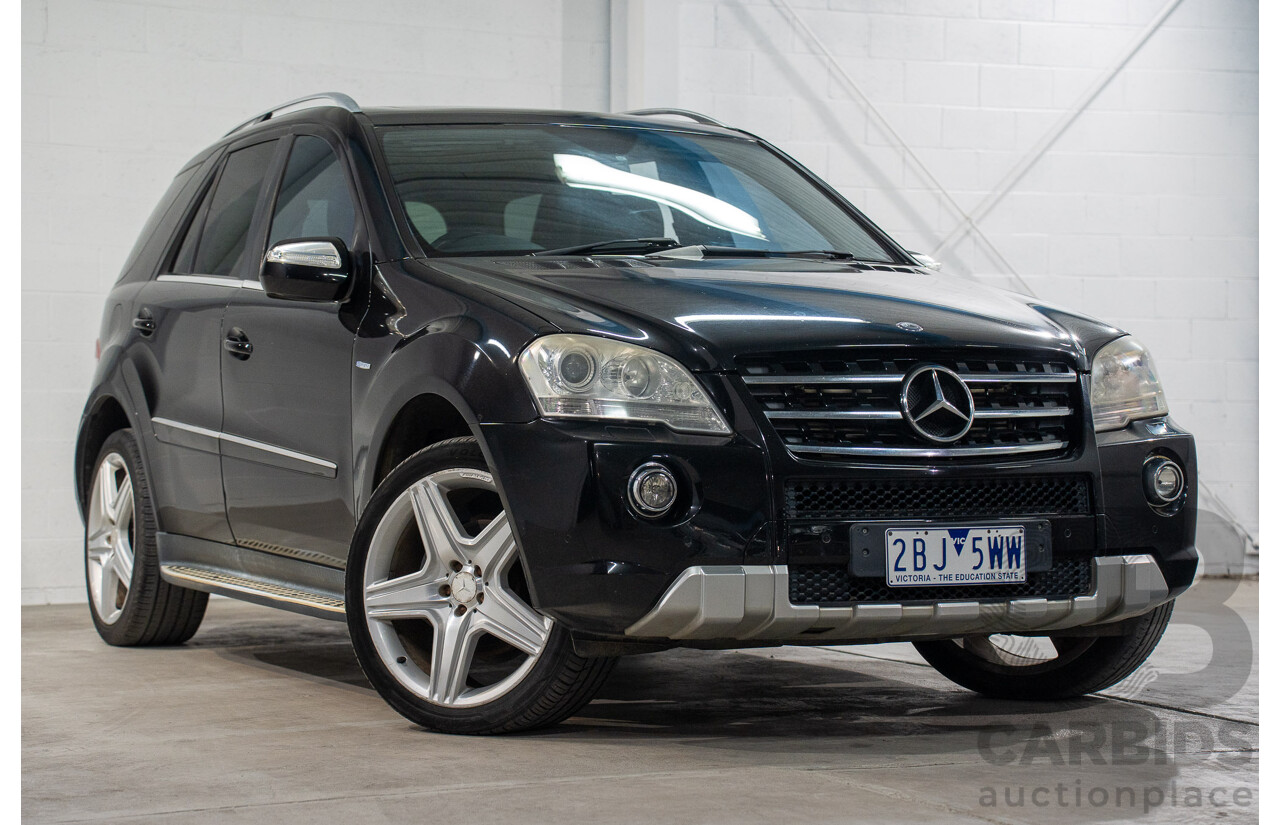 11/2009 Mercedes-Benz ML 300 CDI AMG Sports (4x4) W164 09 UPGRADE 4d Wagon Obsidian Black Metalic Turbo Diesel V6 3.0L