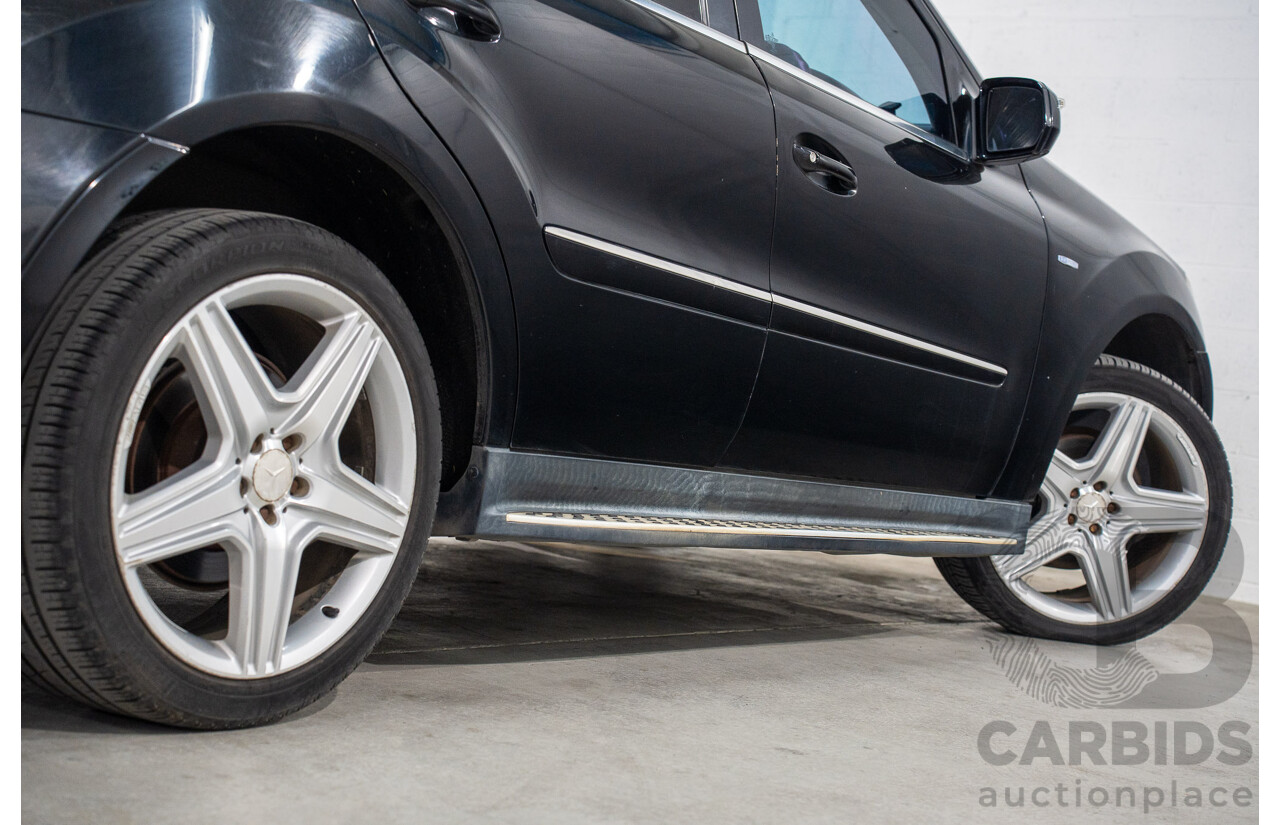 11/2009 Mercedes-Benz ML 300 CDI AMG Sports (4x4) W164 09 UPGRADE 4d Wagon Obsidian Black Metalic Turbo Diesel V6 3.0L