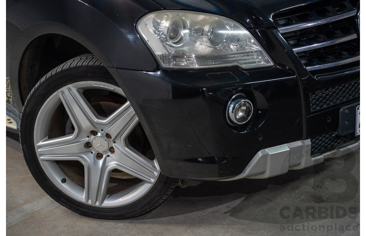 11/2009 Mercedes-Benz ML 300 CDI AMG Sports (4x4) W164 09 UPGRADE 4d Wagon Obsidian Black Metalic Turbo Diesel V6 3.0L