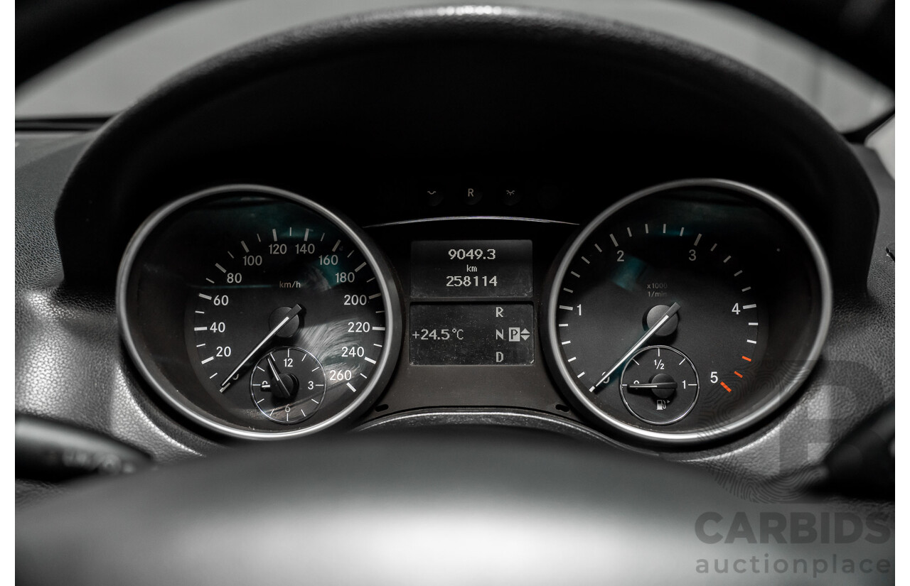 11/2009 Mercedes-Benz ML 300 CDI AMG Sports (4x4) W164 09 UPGRADE 4d Wagon Obsidian Black Metalic Turbo Diesel V6 3.0L