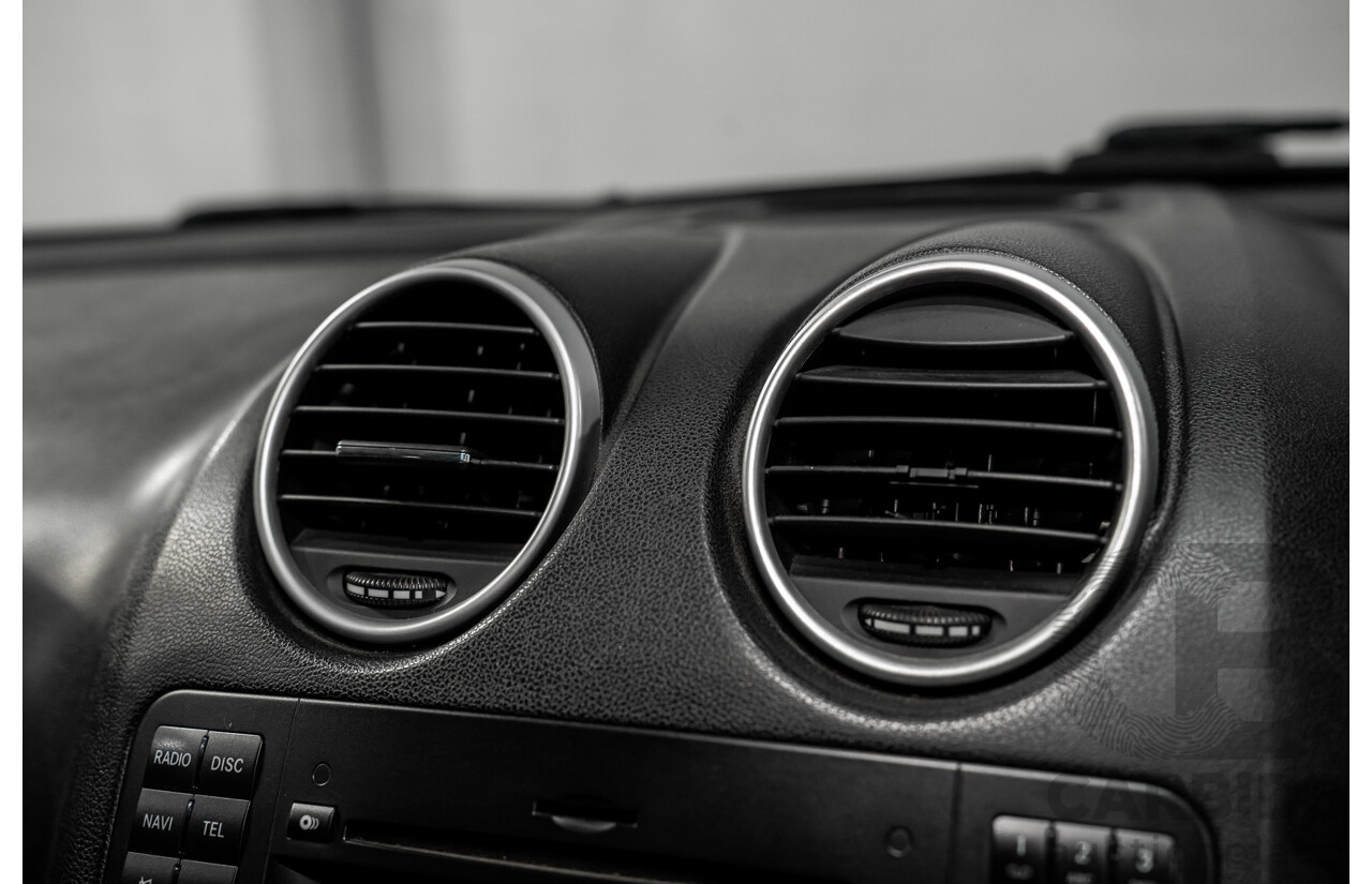 11/2009 Mercedes-Benz ML 300 CDI AMG Sports (4x4) W164 09 UPGRADE 4d Wagon Obsidian Black Metalic Turbo Diesel V6 3.0L