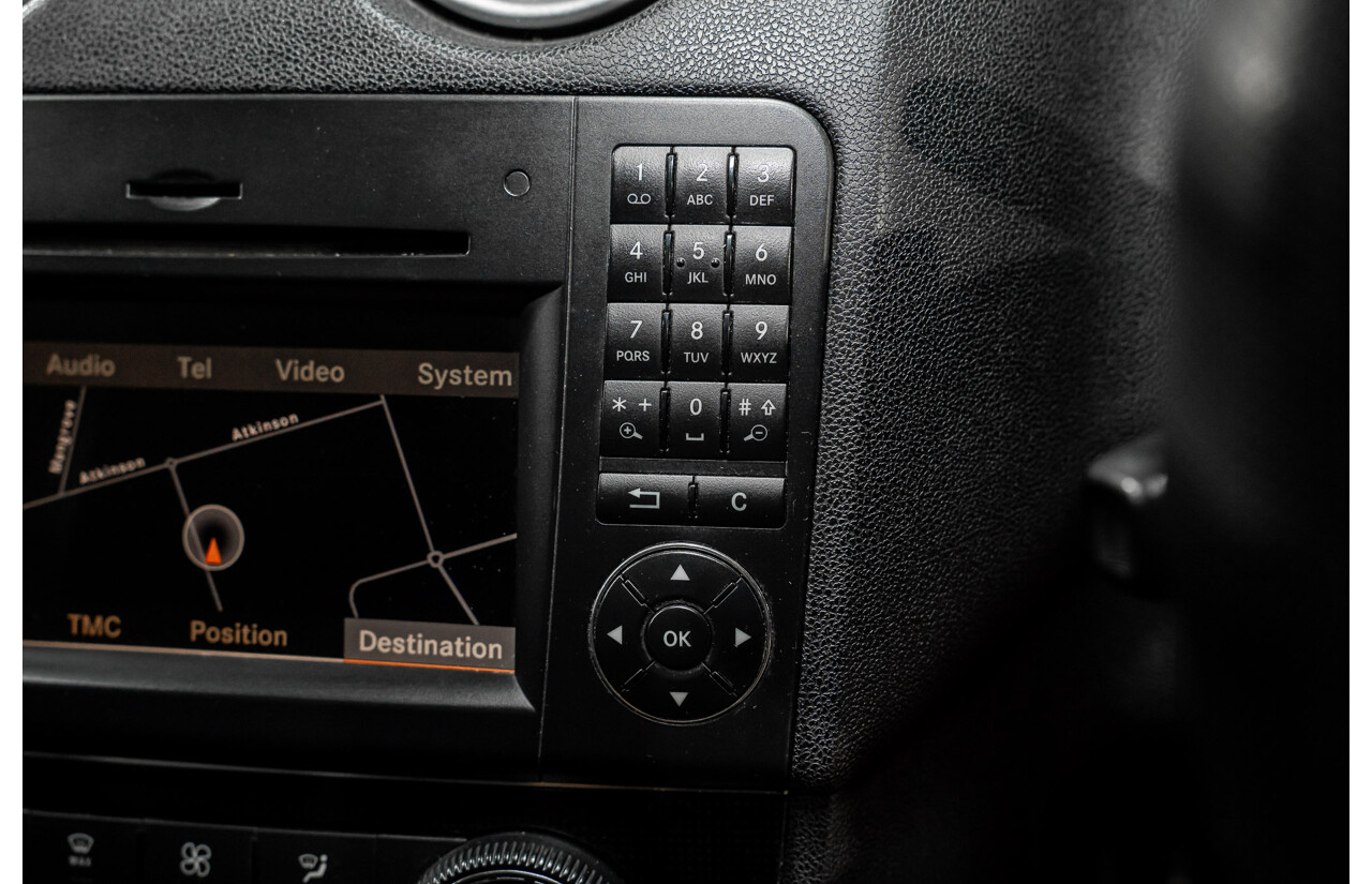 11/2009 Mercedes-Benz ML 300 CDI AMG Sports (4x4) W164 09 UPGRADE 4d Wagon Obsidian Black Metalic Turbo Diesel V6 3.0L