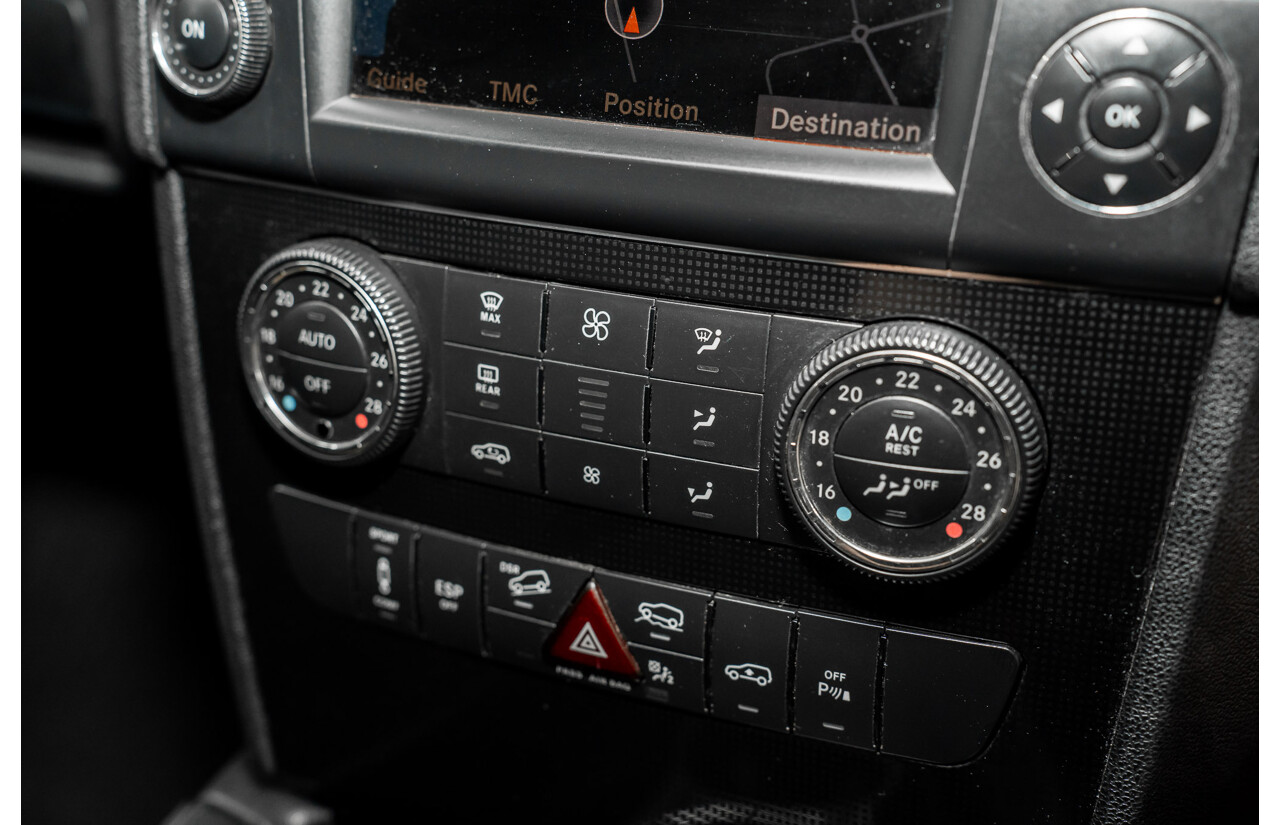 11/2009 Mercedes-Benz ML 300 CDI AMG Sports (4x4) W164 09 UPGRADE 4d Wagon Obsidian Black Metalic Turbo Diesel V6 3.0L