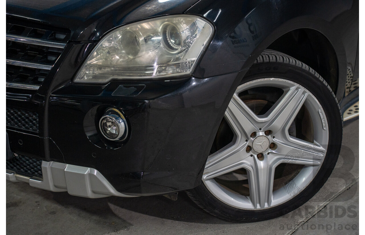 11/2009 Mercedes-Benz ML 300 CDI AMG Sports (4x4) W164 09 UPGRADE 4d Wagon Obsidian Black Metalic Turbo Diesel V6 3.0L