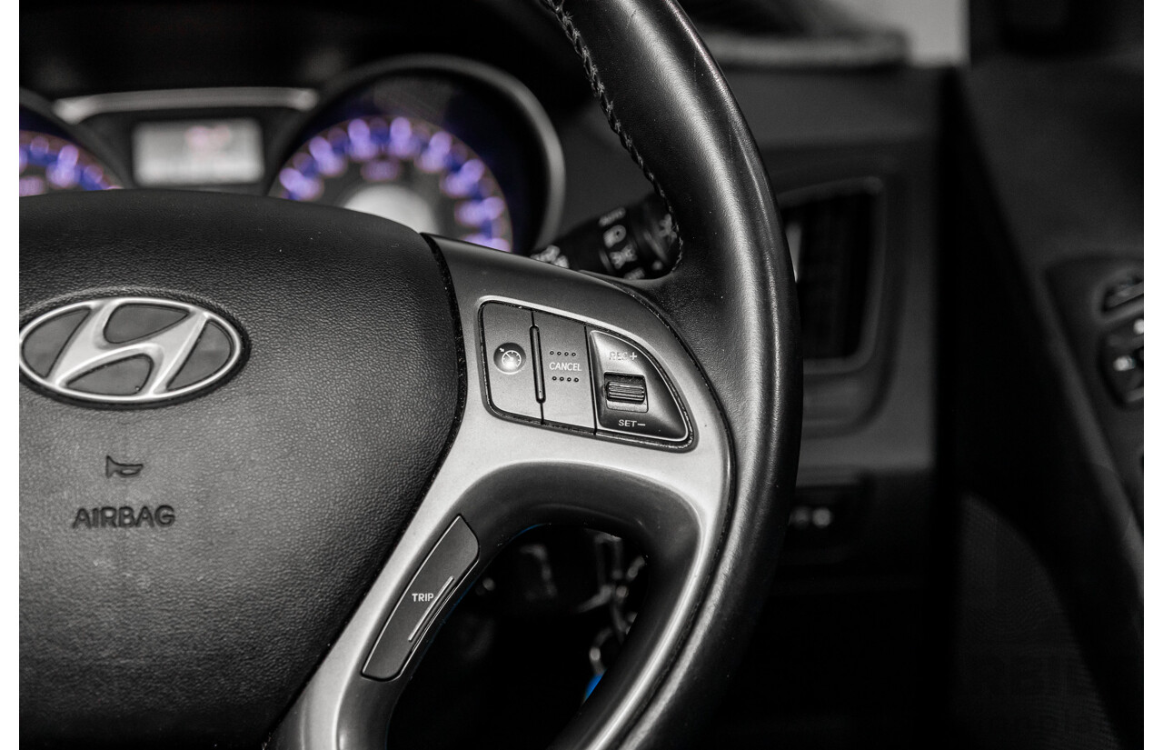 8/2015 Hyundai ix35 SE (FWD) LM SERIES II 4d Wagon Steel Grey Metallic 2.0L