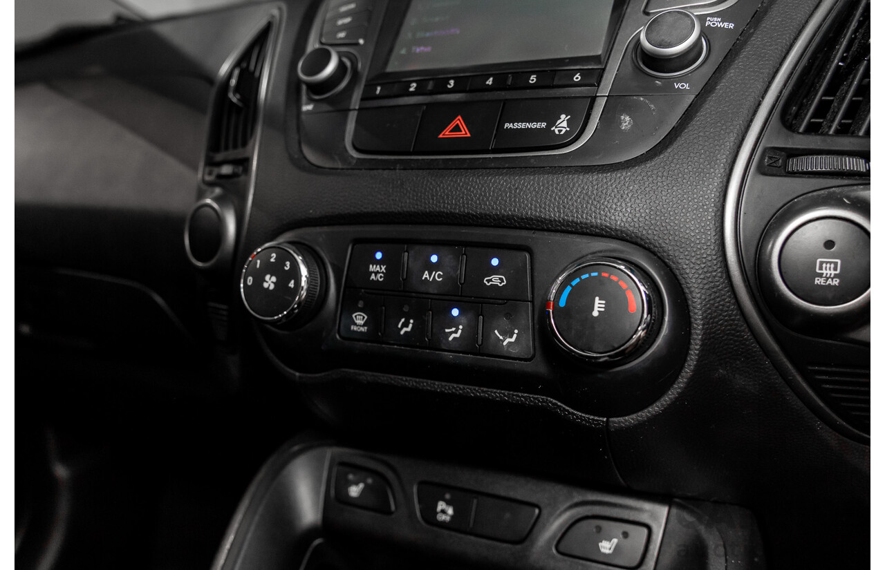 8/2015 Hyundai ix35 SE (FWD) LM SERIES II 4d Wagon Steel Grey Metallic 2.0L