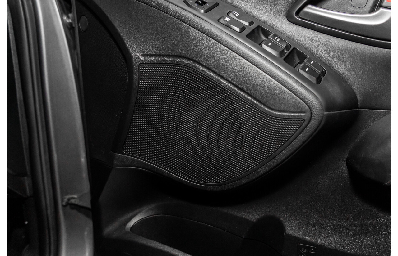 8/2015 Hyundai ix35 SE (FWD) LM SERIES II 4d Wagon Steel Grey Metallic 2.0L