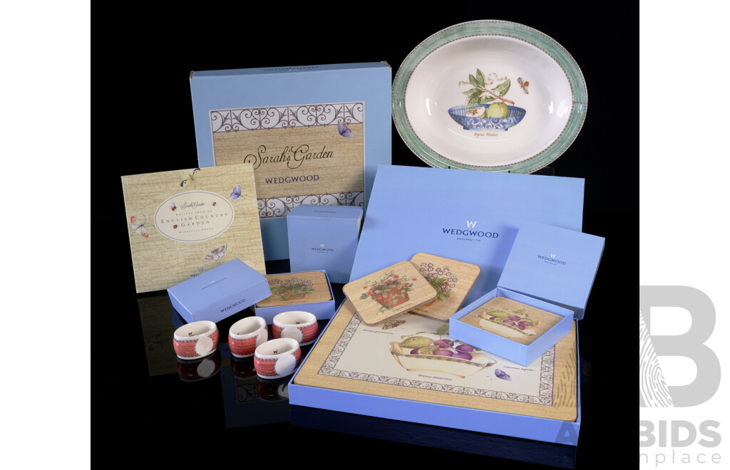 Collection Wedgwood Sarah's Garden Accessories Comprising Two Sets Six Coasters, Set Four Napkin Rings, Recipe Booklet, Set Six Placemats and Oval Dish