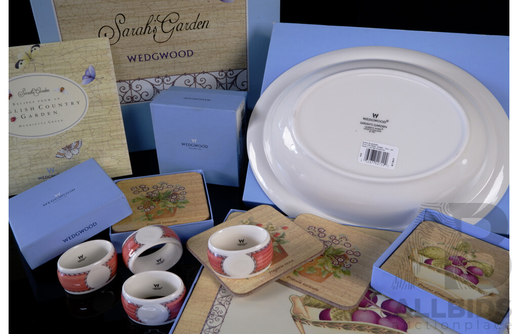 Collection Wedgwood Sarah's Garden Accessories Comprising Two Sets Six Coasters, Set Four Napkin Rings, Recipe Booklet, Set Six Placemats and Oval Dish
