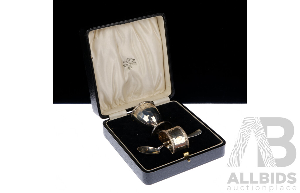 Antique Sterling Silver Childs Christening Set Comprising Egg Cup, Serviette Ring and Teaspoon, Birmingham 1928, in Original Presentation Case, Silver Weight 74gm