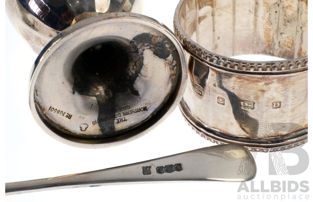 Antique Sterling Silver Childs Christening Set Comprising Egg Cup, Serviette Ring and Teaspoon, Birmingham 1928, in Original Presentation Case, Silver Weight 74gm