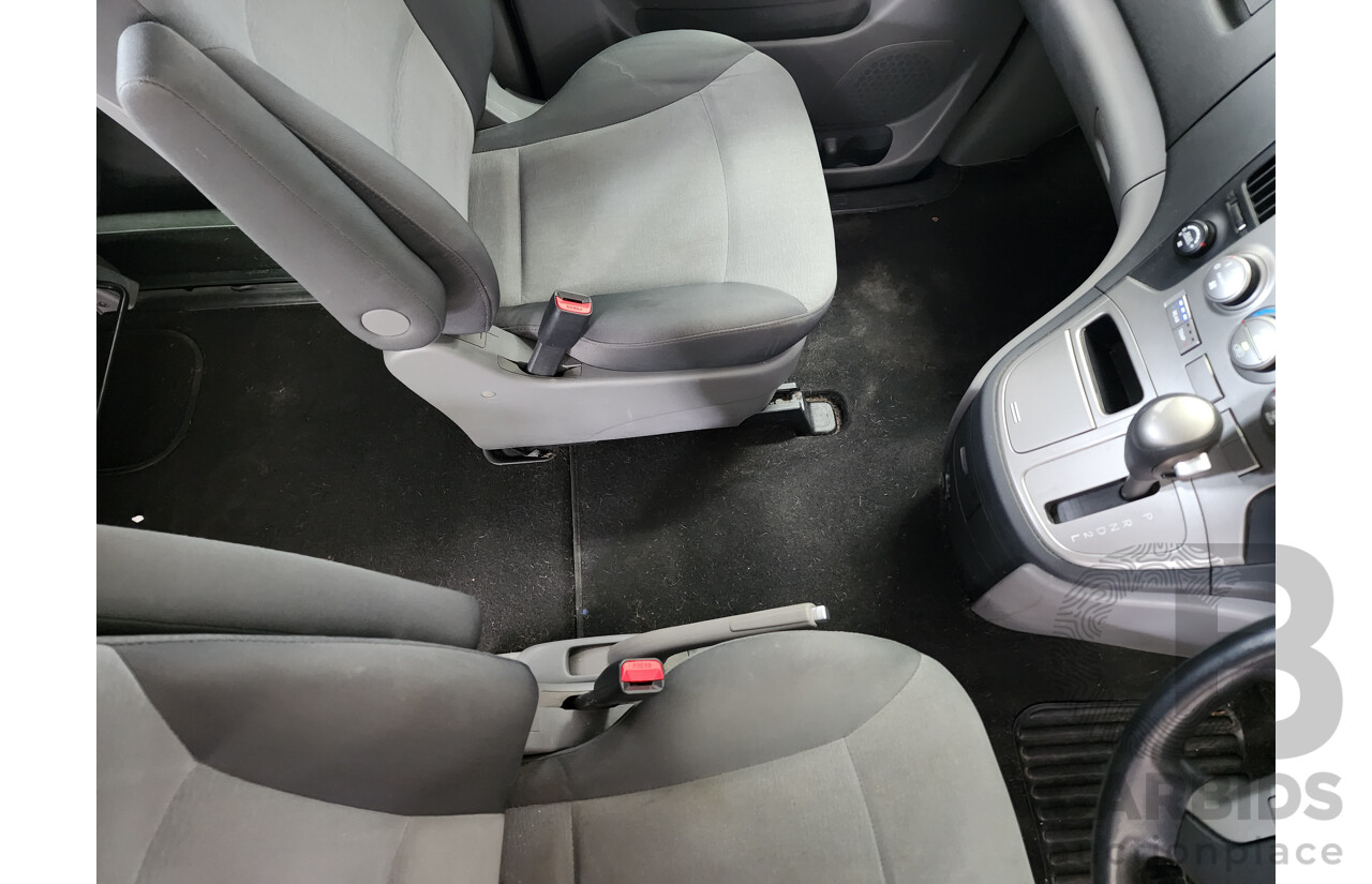 12/2014 Hyundai Imax  TQ MY13 4d Van Grey 2.4L