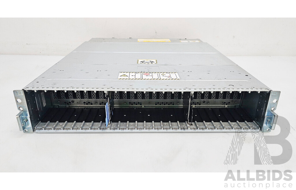 EMC (OPE25) 25-Bay Hard Drive Array