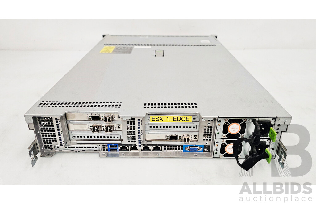 Cisco UCS C240 M4 Dual Intel Xeon (E5-2667 V3) 3.20GHz-3.60GHz 8-Core CPU Server W/ 128GB DDR4