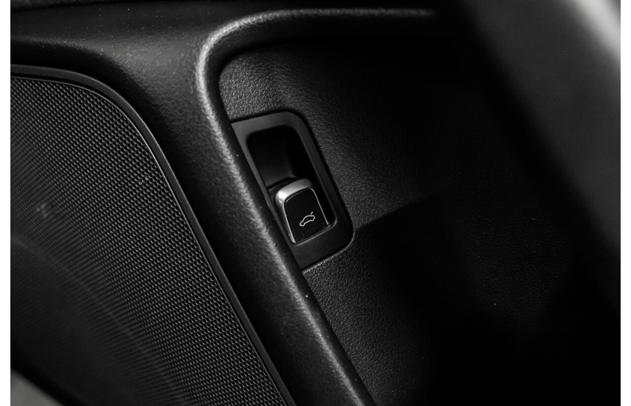 08/2017 Audi A6 2.0 TFSI S-Tronic Quattro (AWD) 4GC MY18 4d Sedan Daytona Grey Pearl Turbo 2.0L