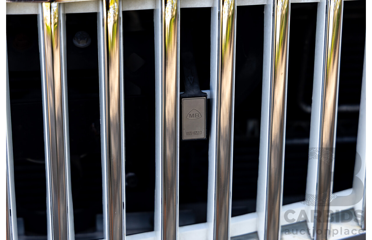 6/2008 Mercedes-Benz S63L AMG 221 07 Upgrade 4d Sedan Designo Mystic White II V8 6.2L - IMPORT