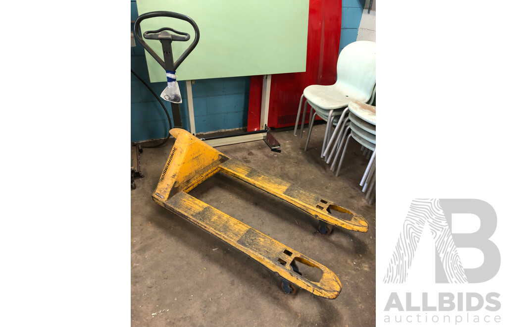Jungheinric 2200kg Hydraulic Pallet Jack