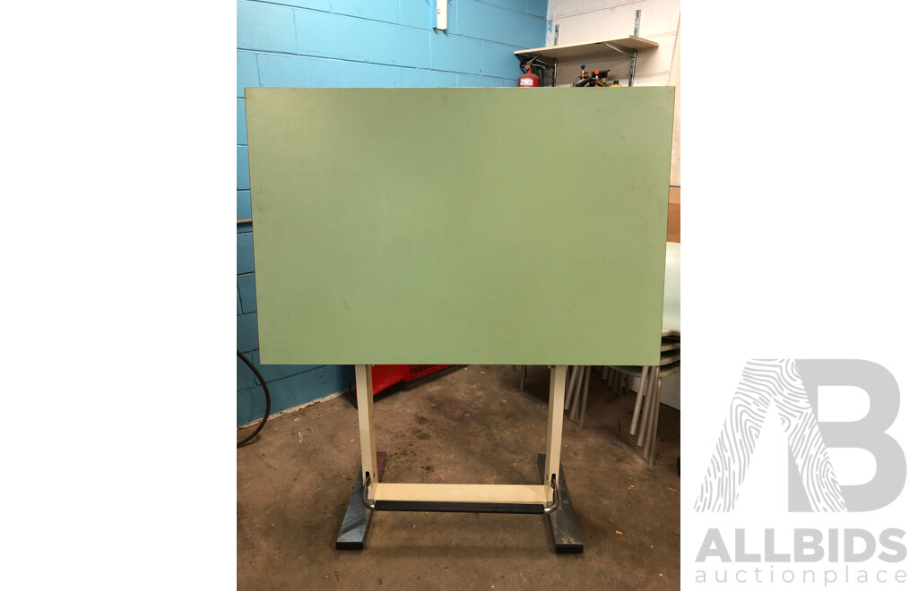 Arnal Neolt Drafting Table