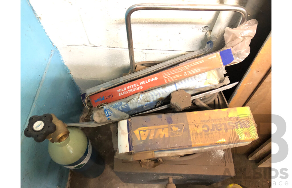 Mobile ARC Welder, Portable Oxy Welder, Fire Extinguiser, Gas Cyinder and Oxygen Bottle