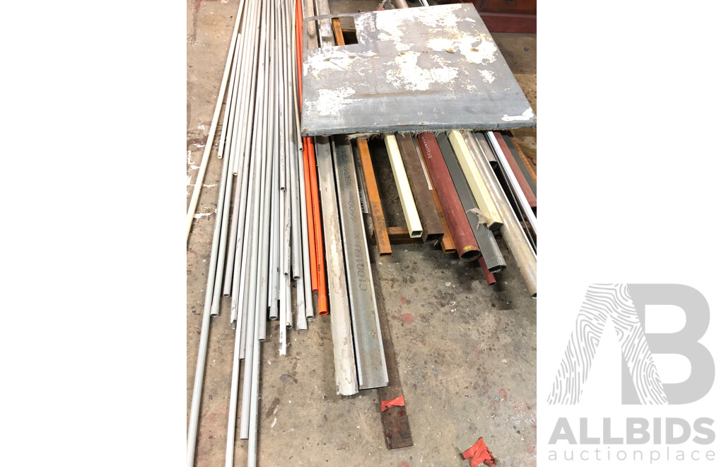 Selection of PVC Conduit and Metal - Lot 1587571 | ALLBIDS