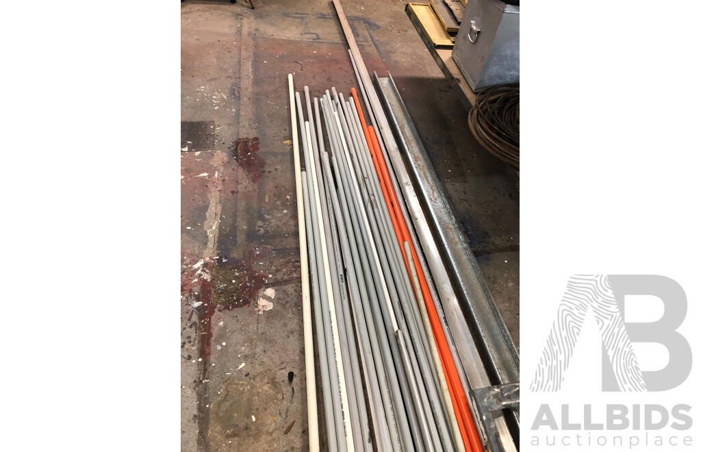 Selection of PVC Conduit and Metal - Lot 1587571 | ALLBIDS