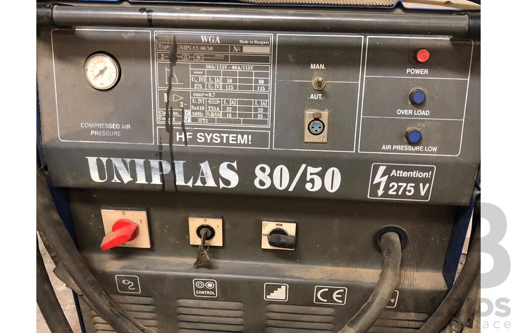 Uniplas 80/50 Plasma Cutter with Trakka Plasma Torch Cutting Guide