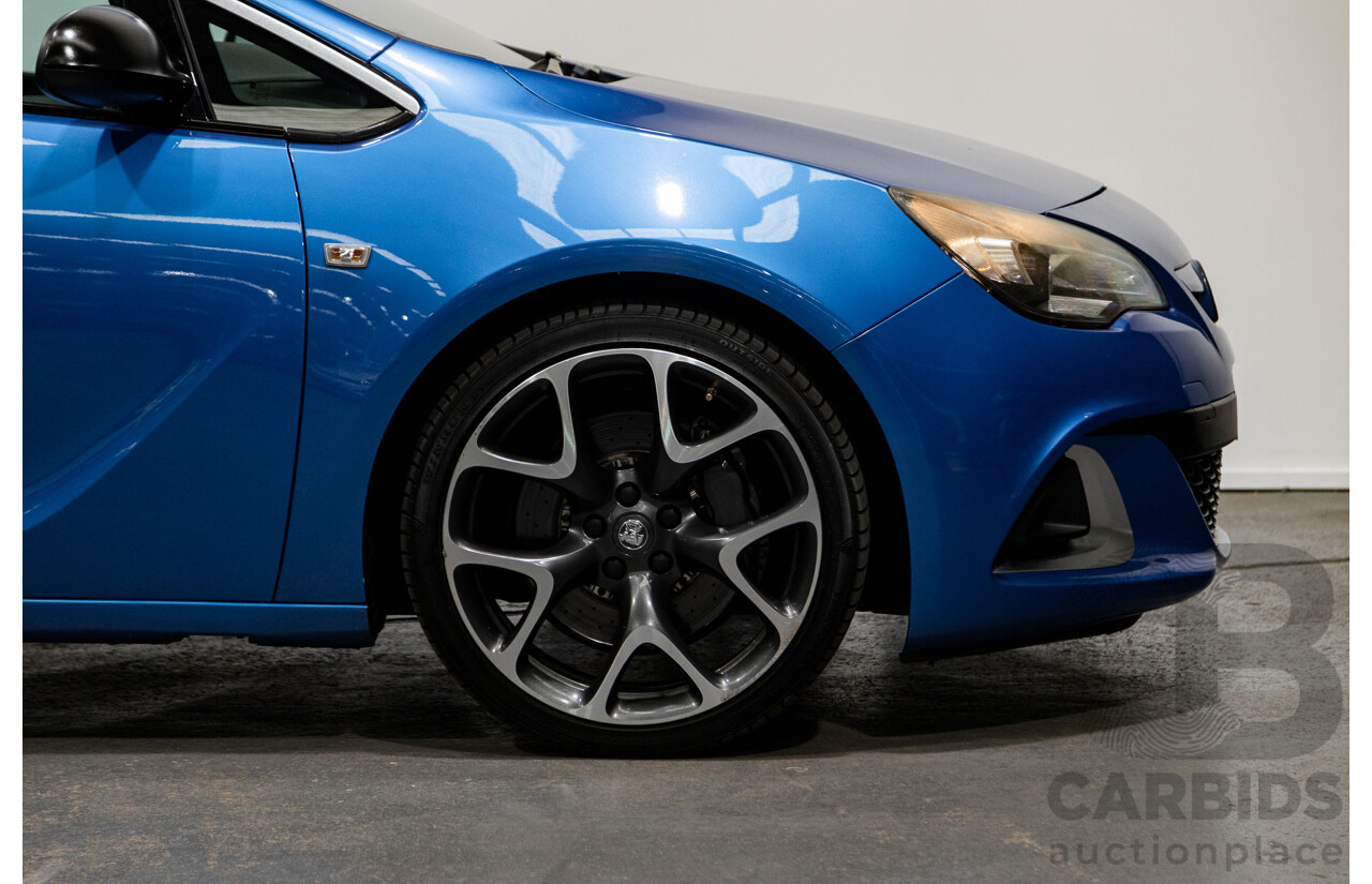 11/2015 Holden Astra VXR PJ 3d Hatchback Arden Blue metallic Turbo 2.0L