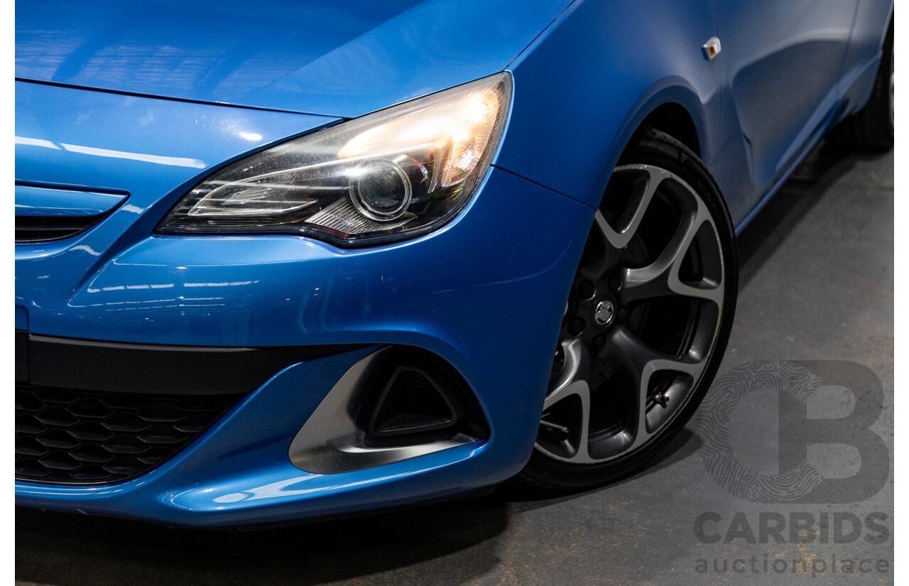 11/2015 Holden Astra VXR PJ 3d Hatchback Arden Blue metallic Turbo 2.0L