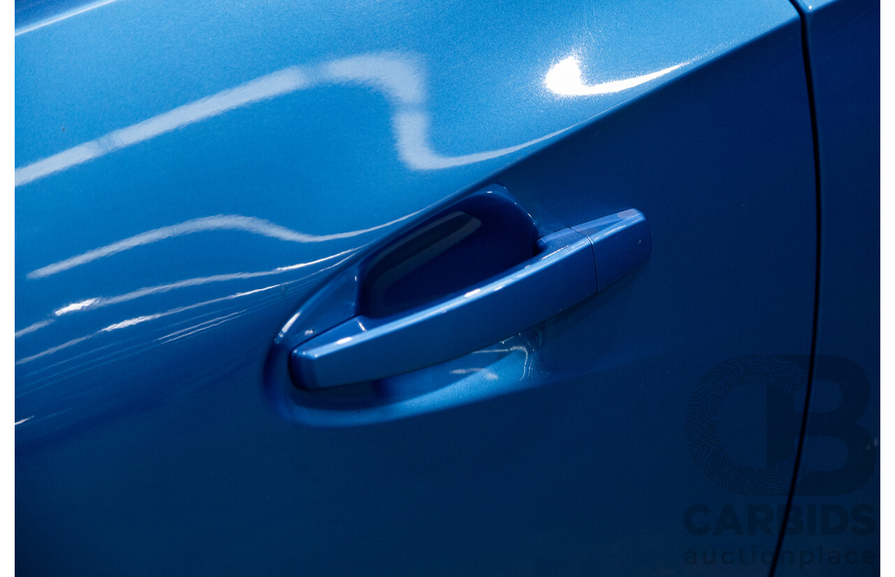 11/2015 Holden Astra VXR PJ 3d Hatchback Arden Blue metallic Turbo 2.0L