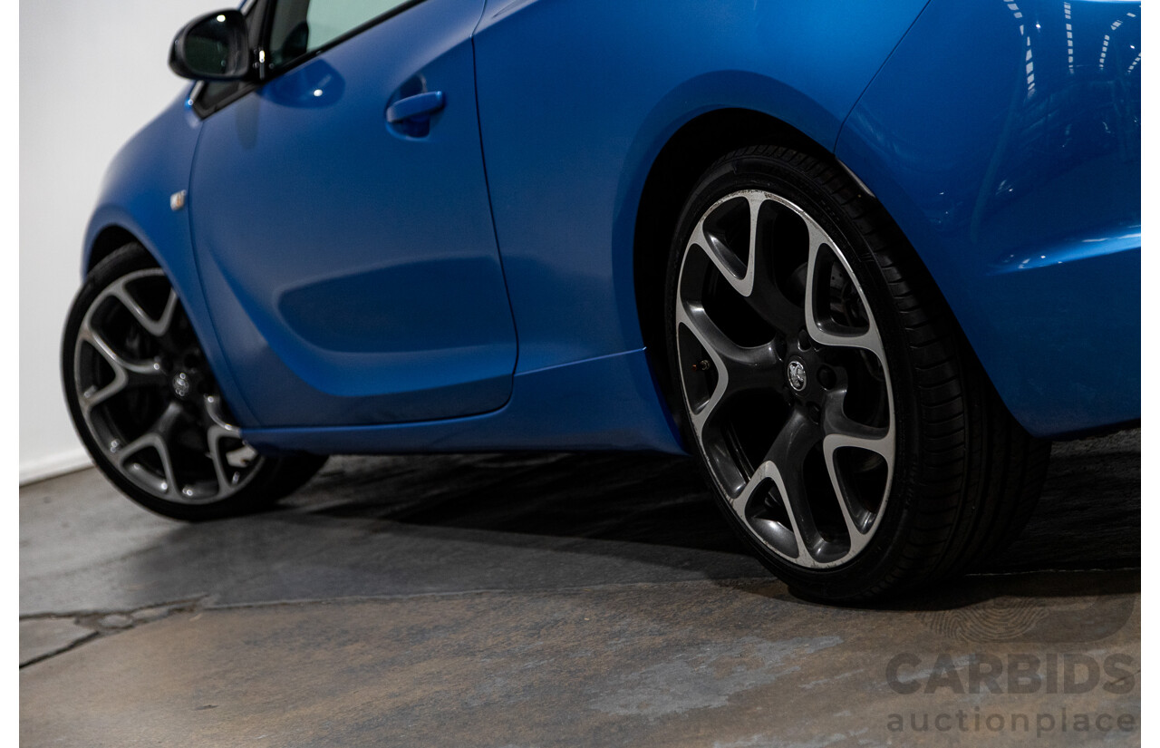 11/2015 Holden Astra VXR PJ 3d Hatchback Arden Blue metallic Turbo 2.0L