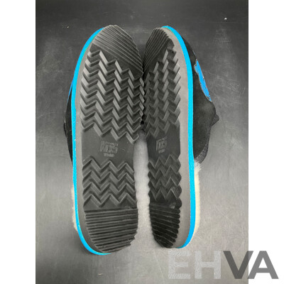 TEAM KICKS MR. PERFECT Unisex Scuff Slippers Size US W11/M10 - Lot of 4