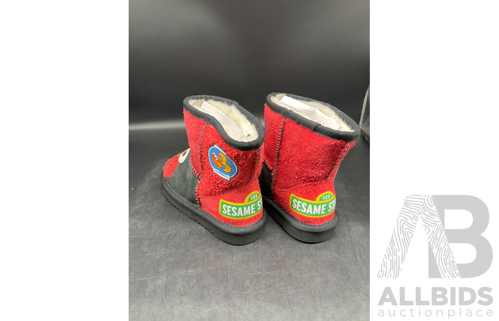 TEAM KICKS Kids Ugg Boots, Sesame Street ELMO Size Large AU 10.5 - Lot of 3