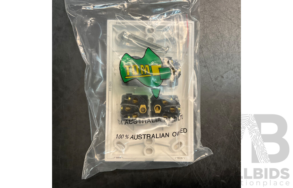 TDM Light Vertical Switches - 1/3/4 Gang - Lot of 190